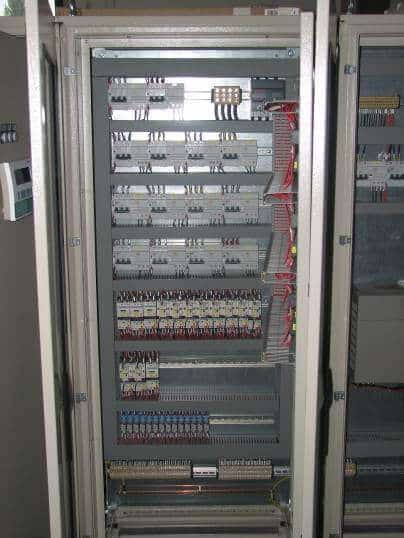 quadri ed impianti elettrici 046
